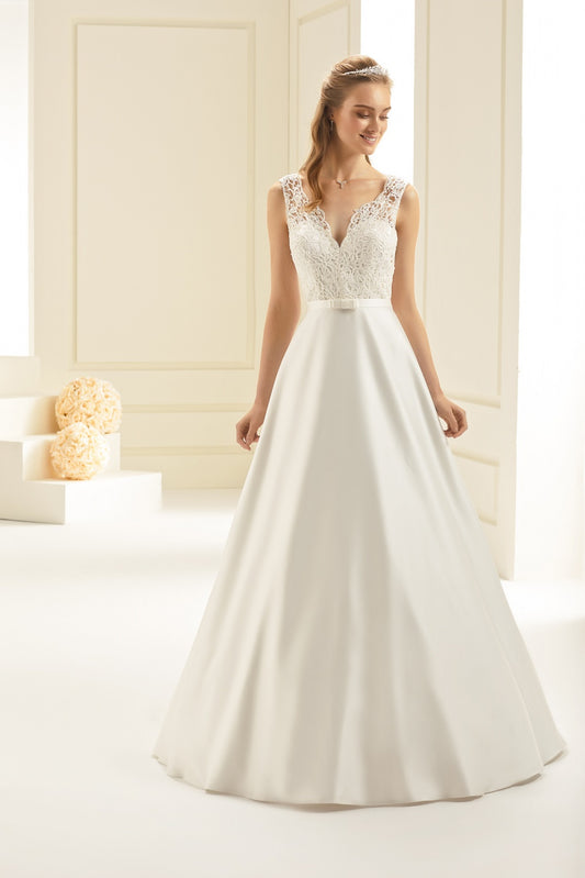 Brautkleid Bianco Evento Avalon Größe 40 ivory